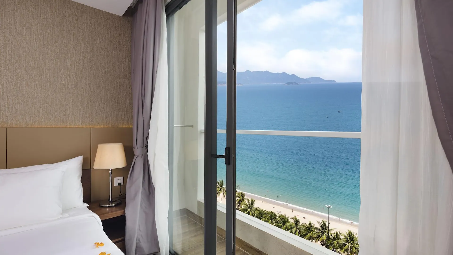 Sea Pearl Hotel Нячанг
