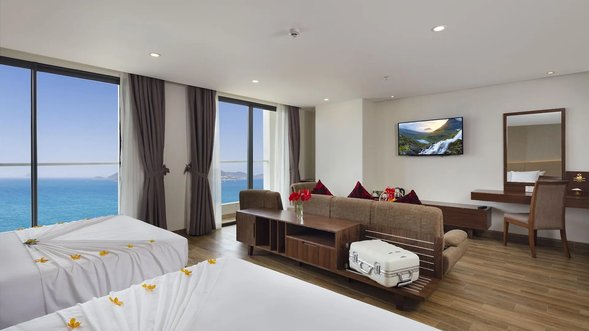 Sea Pearl Hotel Nha Trang 4*,